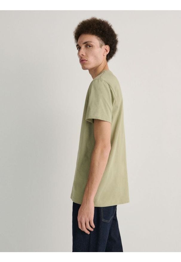 Reserved - T-shirt regular fit - jasnozielony. Kolor: zielony. Materiał: bawełna, dzianina