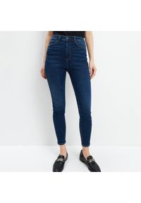 Mohito - Jeansy skinny - Niebieski. Kolor: niebieski. Materiał: jeans #1