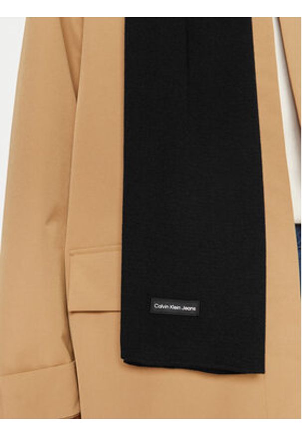 Calvin Klein Jeans Szalik Inst K50K512454 Czarny. Kolor: czarny. Materiał: bawełna