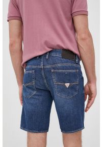 Guess szorty jeansowe męskie kolor granatowy. Okazja: na co dzień. Kolor: niebieski. Materiał: jeans. Styl: casual