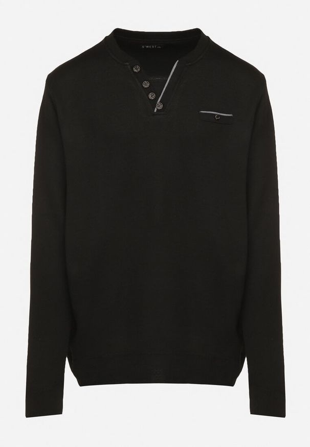 Born2be - Czarny Sweter z Wełną Zdobiony Guzikami przy Dekolcie Acandria. Okazja: na co dzień. Kolekcja: plus size. Kolor: czarny. Materiał: wełna. Wzór: aplikacja. Styl: klasyczny, casual, elegancki