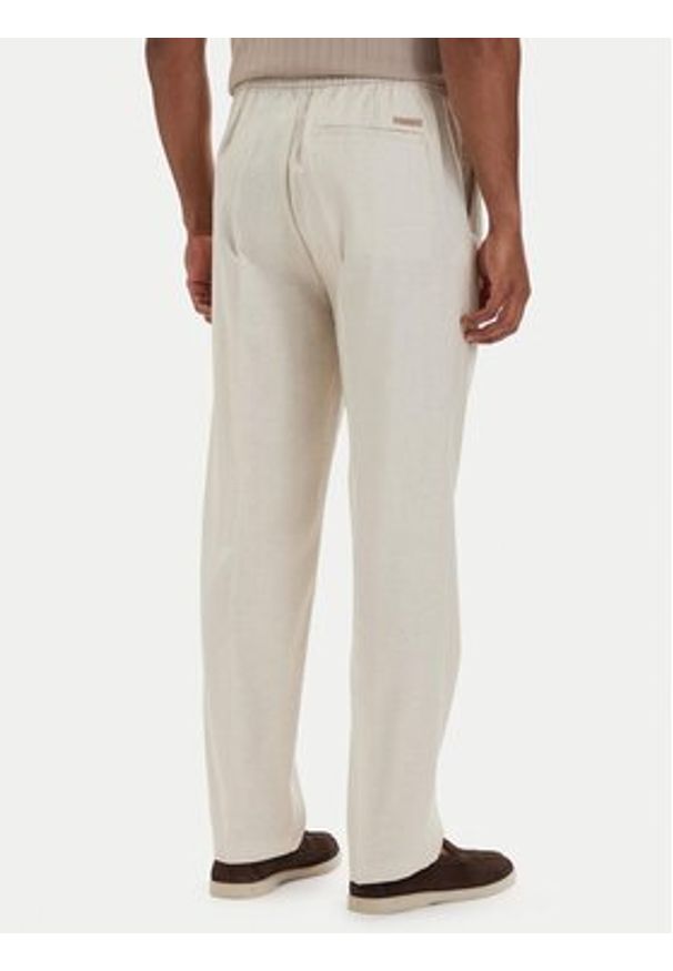 Calvin Klein Spodnie materiałowe LV04LF619G Beżowy jasny Straight Fit. Kolor: beżowy. Materiał: bawełna