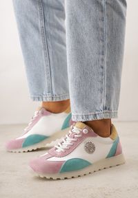Renee - Biało-Fioletowe Sneakersy ze Skóry Naturalnej Ozdobione Metaliczną Aplikacją Tidina. Zapięcie: sznurówki. Kolor: biały. Materiał: skóra. Wzór: aplikacja. Sezon: wiosna #7