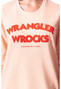 Wrangler - BLUZA WRANGLER DAMSKA WROCKS SWEAT PEACH PARFAIT W601OHYUD. Wzór: aplikacja #6