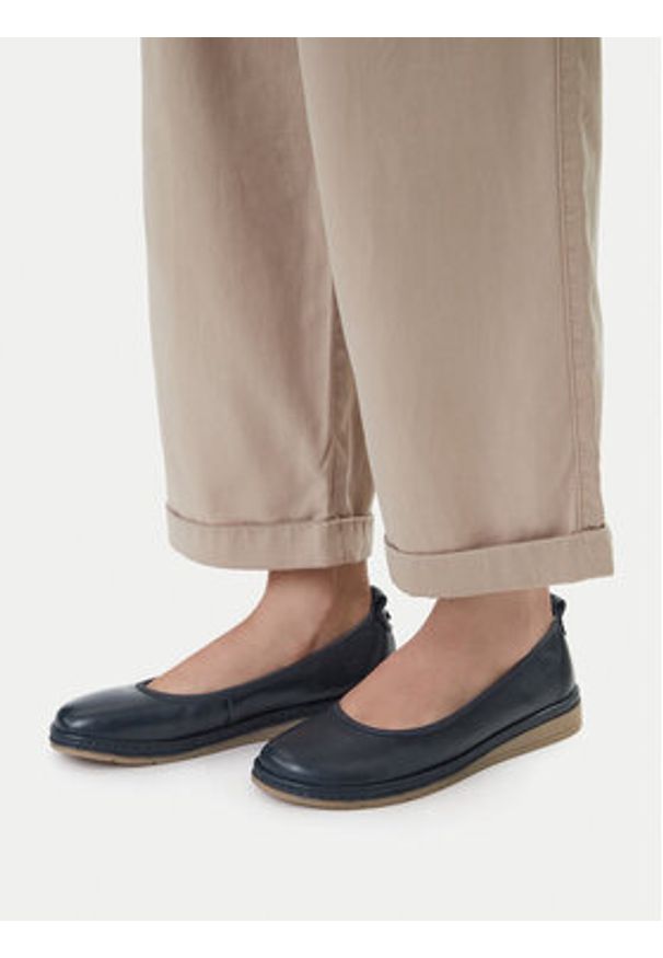 Lasocki Baleriny CEO-WI23-LYLA-01 Granatowy. Kolor: niebieski. Materiał: skóra