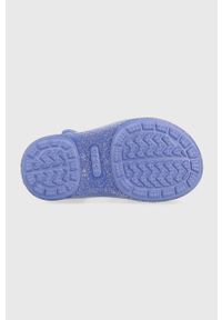 Crocs sandały dziecięce CROCS ISABELLA SANDAL kolor fioletowy. Zapięcie: rzepy. Kolor: fioletowy. Materiał: materiał #5