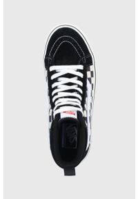 Vans Trampki kolor czarny. Nosek buta: okrągły. Zapięcie: sznurówki. Kolor: czarny. Materiał: polar, guma. Szerokość cholewki: normalna