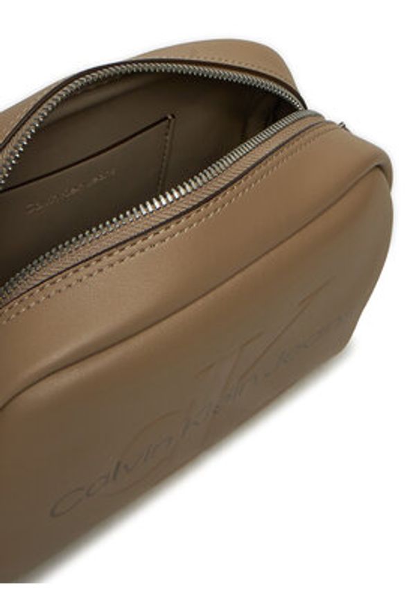 Calvin Klein Jeans Torebka Sculpted Camera Bag18 Mono K60K612220 Brązowy. Kolor: brązowy. Materiał: skórzane