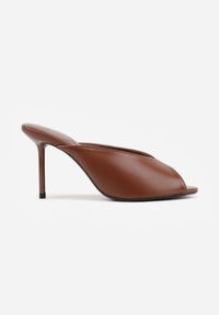 Renee - Brązowe Klapki na Szpilce z Wyciętą Cholewką Ariesona. Okazja: na co dzień, na imprezę. Kolor: brązowy. Materiał: jeans. Obcas: na szpilce. Styl: casual, elegancki, klasyczny #3