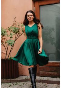 Kartes Moda - Sukienka Koktajlowa z Szyfonu - Zielona. Kolor: zielony. Materiał: szyfon. Styl: wizytowy