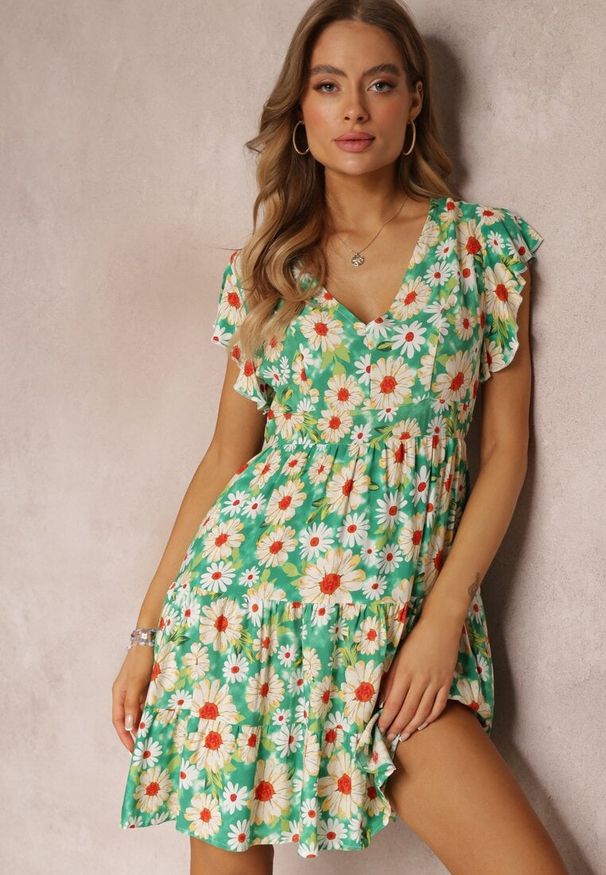 Renee - Jasnozielona Taliowana Sukienka Mini w Kwiaty z Gumką w Talii Teziovi. Kolor: zielony. Materiał: wiskoza. Wzór: kwiaty. Długość: mini