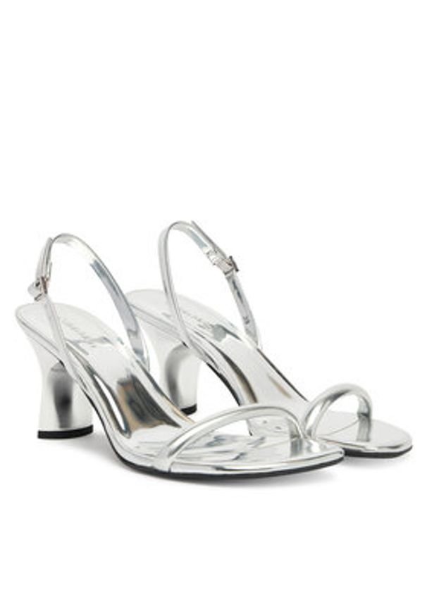 Calvin Klein Sandały Sculpt Kitt Heel Strappy Lth Met HW0HW02709 Srebrny. Kolor: srebrny. Materiał: skóra