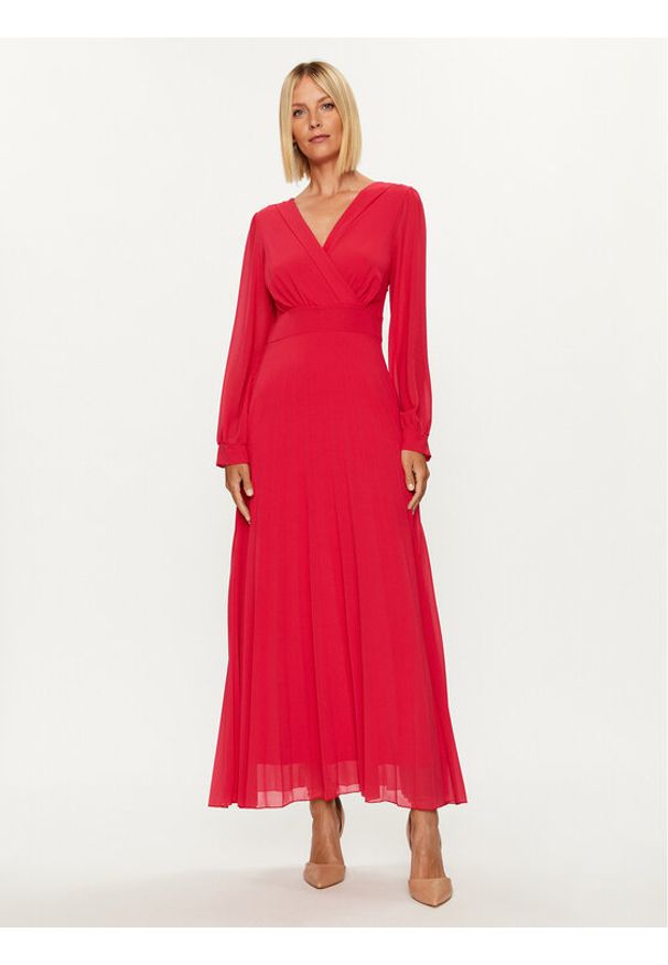 Rinascimento Sukienka wieczorowa CFC0116005003 Różowy Regular Fit. Kolor: różowy. Materiał: syntetyk. Styl: wizytowy