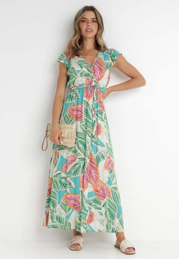 Born2be - Zielona Sukienka Donky. Typ kołnierza: kołnierz z falbankami. Kolor: zielony. Materiał: materiał. Długość rękawa: bez rękawów. Wzór: nadruk. Typ sukienki: kopertowe. Długość: maxi