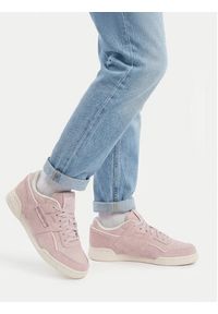 Reebok Sneakersy EO-WORKOUT PLUS 100248360 Fioletowy. Kolor: fioletowy. Materiał: materiał. Model: Reebok Workout #4