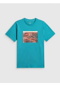 4f - 4F T-shirt regular z nadrukiem męski - turkusowy L. Okazja: na co dzień. Kolor: turkusowy. Materiał: materiał. Wzór: nadruk. Styl: casual, sportowy #1