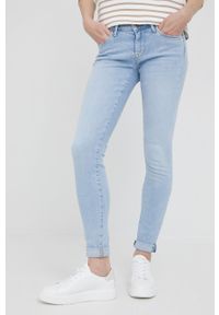 Pepe Jeans jeansy damskie medium waist. Kolor: niebieski #1