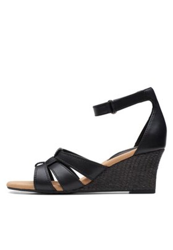Clarks Sandały Kyarra Joy 26171242 Czarny. Kolor: czarny. Materiał: skóra