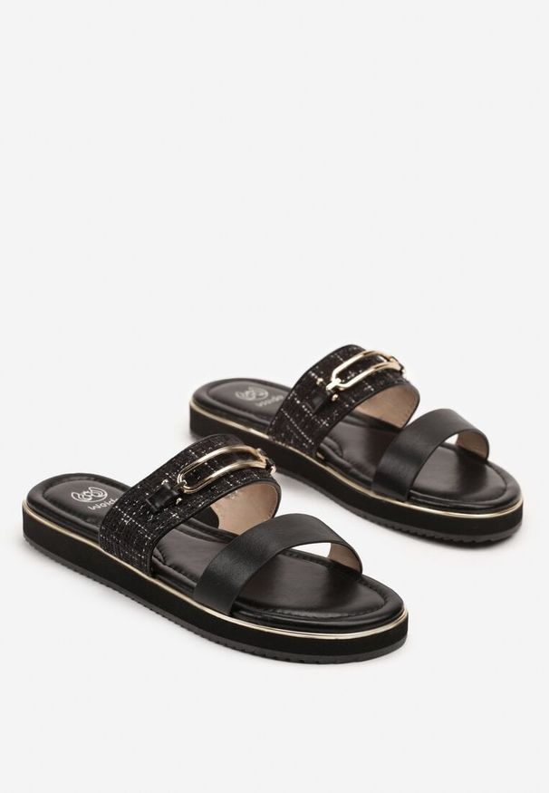 Born2be - Czarne Klapki z Ozdobnym Tweedowym Paskiem i Klamerką Tirmio. Okazja: na co dzień, na imprezę. Kolor: czarny. Materiał: jeans. Sezon: lato. Obcas: na obcasie. Styl: elegancki, casual. Wysokość obcasa: średni
