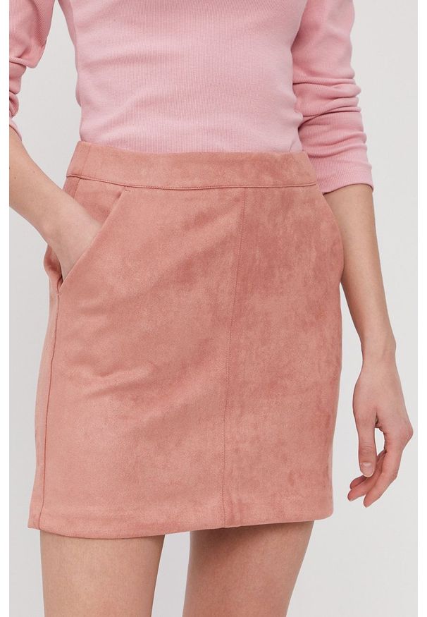 Vero Moda Spódnica kolor różowy mini prosta. Okazja: na co dzień. Kolor: różowy. Materiał: dzianina. Wzór: gładki. Styl: casual
