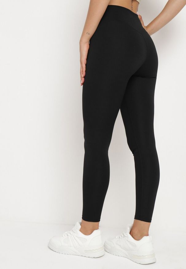 Born2be - Czarne Legginsy z Wysokim Stanem Parefia. Okazja: na co dzień. Stan: podwyższony. Kolor: czarny. Materiał: dzianina, materiał. Styl: sportowy, casual