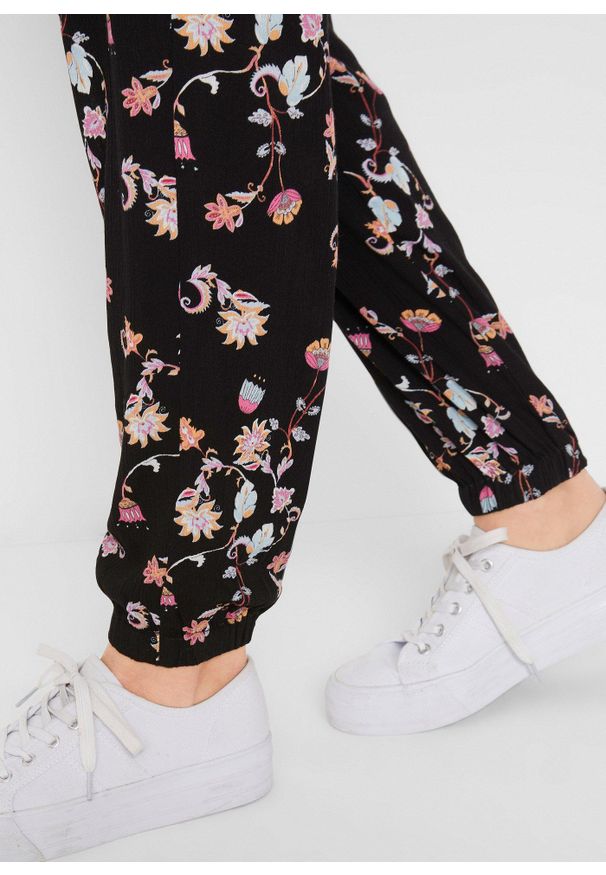 bonprix - Lekkie spodnie ciążowe z wiskozy, Loose Fit. Kolekcja: moda ciążowa. Kolor: czarny. Materiał: wiskoza. Wzór: kwiaty