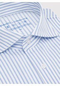 Pako Lorente - PAKO LORENTE - Błękitna koszula w prążek. Typ kołnierza: kołnierzyk włoski. Kolor: niebieski. Materiał: dzianina, poliester, bawełna. Długość rękawa: długi rękaw. Długość: długie. Wzór: prążki #7