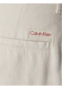 Calvin Klein Jeans Spodnie cargo LV04RF611G Beżowy jasny Relaxed Fit. Kolor: beżowy. Materiał: bawełna #2