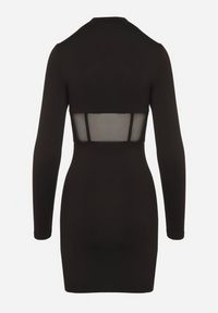 Born2be - Czarna Dopasowana Sukienka Vices Ozdobiona Gorsetową Przezroczystą Górą Axerne. Typ kołnierza: dekolt gorset. Kolor: czarny. Wzór: aplikacja. Typ sukienki: gorsetowe. Styl: klasyczny, elegancki #4