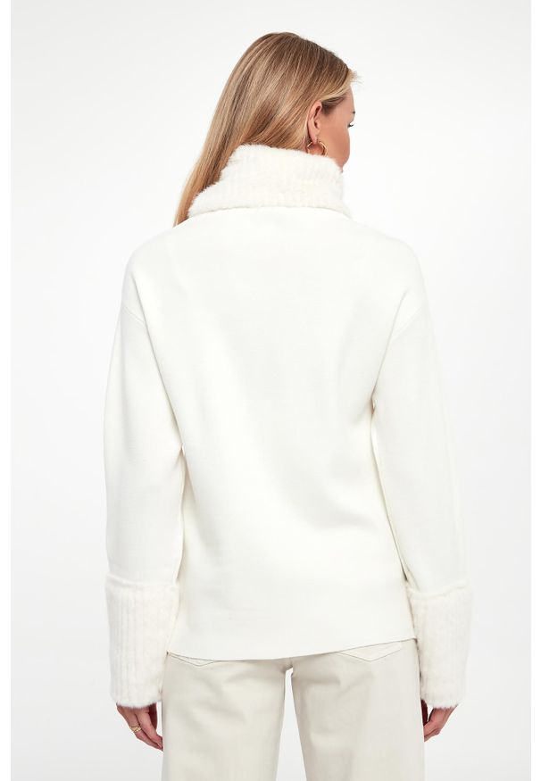 Joseph Ribkoff - Kurtka damska z futerkiem JOSEPH RIBKOFF. Materiał: futro