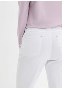 bonprix - Spodnie z bengaliny ze stretchem, z wygodnym paskiem w talii, Straight. Kolor: biały #3