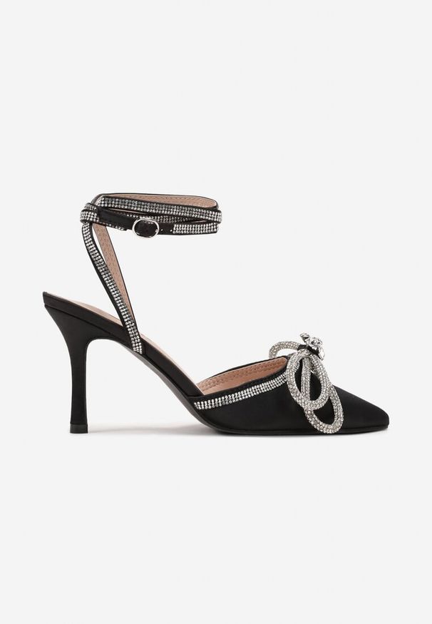 Renee - Czarne Szpilki z Paskami i Kokardką w Cyrkonie Carolia. Zapięcie: pasek. Kolor: czarny. Obcas: na szpilce. Styl: glamour