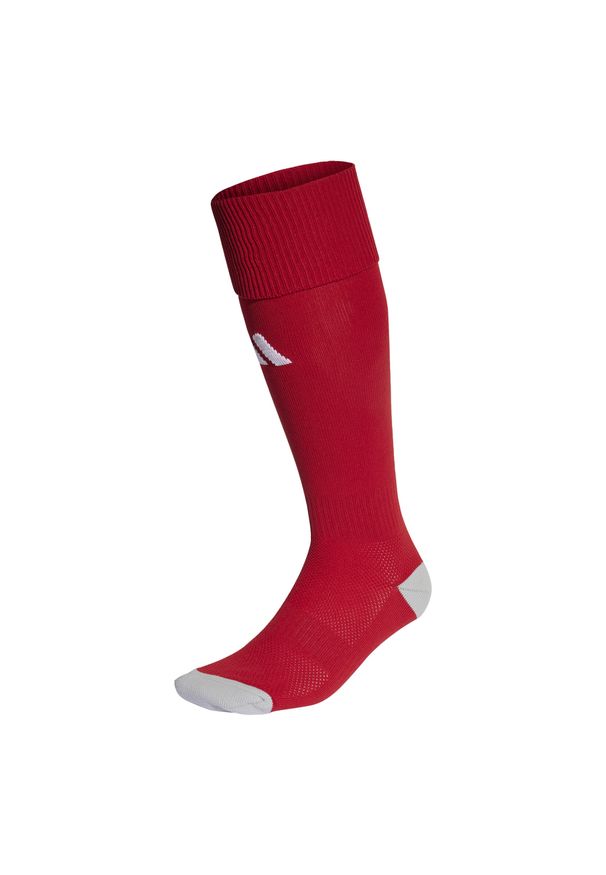 Getry piłkarskie Adidas Milano 23. Kolor: czerwony. Materiał: elastan, poliamid, poliester. Sport: piłka nożna