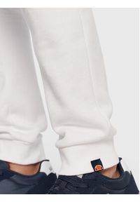 Ellesse Spodnie dresowe Ovest SHS01763 Biały Regular Fit. Kolor: biały. Materiał: bawełna #2