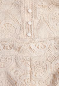 Renee - Jasnobeżowy 2-Częściowy Komplet Koronkowy Lolet. Kolor: beżowy. Materiał: koronka. Wzór: jednolity, ażurowy, aplikacja, koronka #4