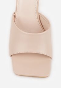 Born2be - Beżowe Klapki na Szpilce z Otwartym Kwadratowym Noskiem Avalessa. Okazja: na co dzień, na ślub cywilny, na wesele. Nosek buta: otwarty. Kolor: beżowy. Materiał: jeans. Obcas: na szpilce. Styl: casual, elegancki, wizytowy #5