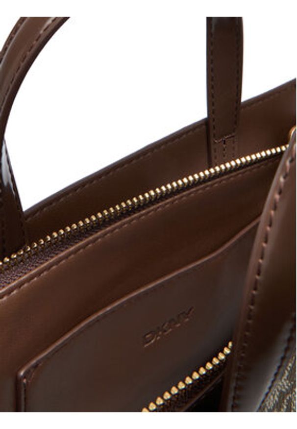 DKNY Torebka R52D5G56 Brązowy. Kolor: brązowy. Materiał: skórzane