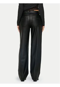 only - ONLY Spodnie z imitacji skóry Kiri 15324777 Czarny Straight Fit. Kolor: czarny. Materiał: skóra #2