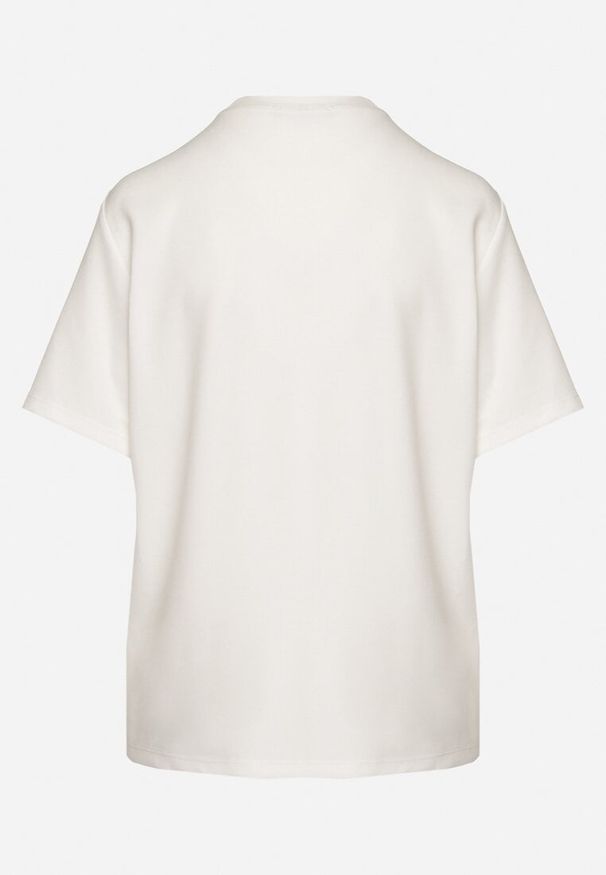 Born2be - Biały Klasyczny T-shirt o Kroju Oversize z Wiskozą Aderisa. Okazja: na co dzień. Kolor: biały. Materiał: wiskoza. Styl: klasyczny