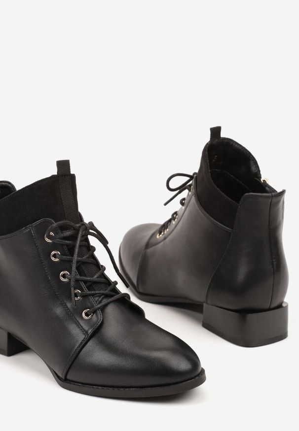 Born2be - Czarne Botki Vices Typu Trzewiki z Asymetryczną Cholewką Vamille. Okazja: na co dzień. Kolor: czarny. Materiał: jeans. Szerokość cholewki: normalna. Styl: casual, elegancki