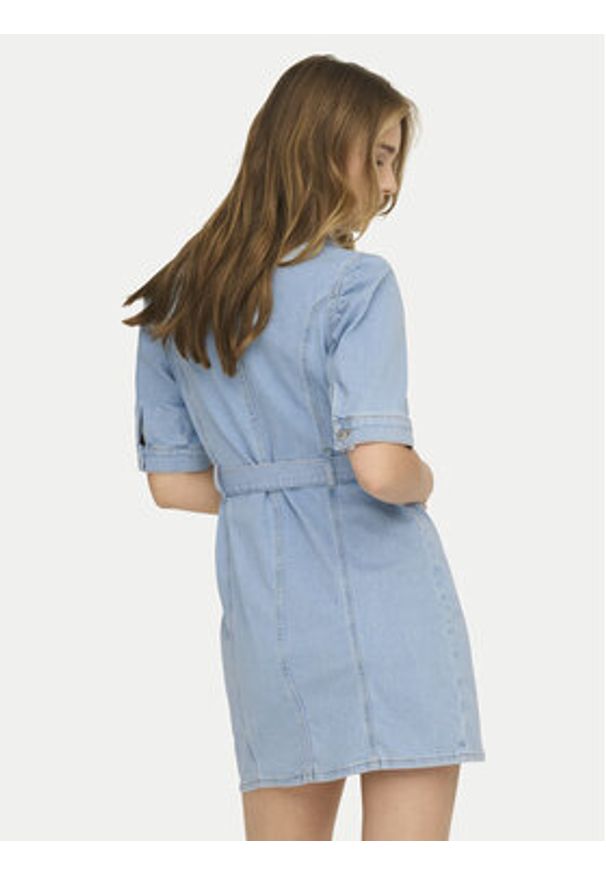 only - ONLY Sukienka jeansowa Vibbe 15372569 Niebieski Regular Fit. Kolor: niebieski. Materiał: bawełna