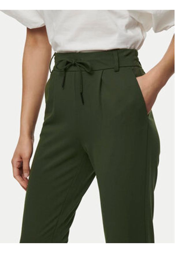 only - ONLY Spodnie materiałowe Poptrash 15115847 Khaki Regular Fit. Kolor: brązowy. Materiał: syntetyk