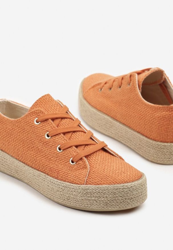 Born2be - Pomarańczowe Trampki z Ozdobną Plecionką Filarra. Okazja: na co dzień. Kolor: pomarańczowy. Materiał: jeans. Styl: casual