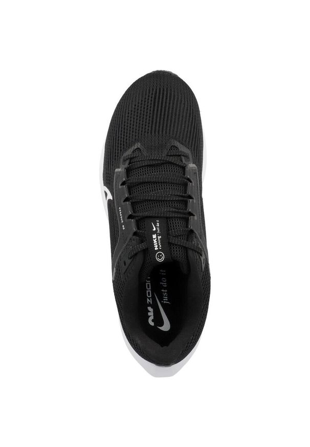 Buty do biegania męskie Nike Pegasus 40. Kolor: czarny. Materiał: materiał. Szerokość cholewki: normalna