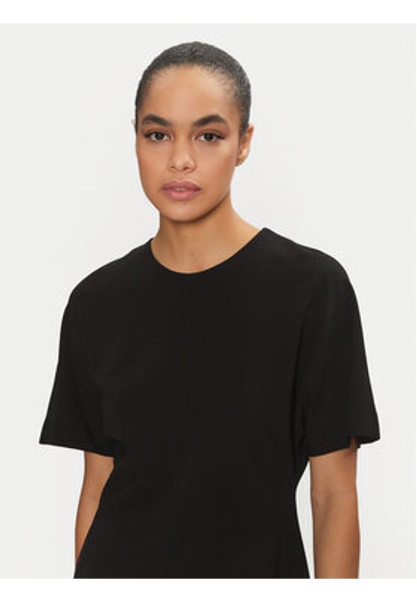 Calvin Klein Kurtka puchowa K20K207910 Czarny Regular Fit. Kolor: czarny. Materiał: syntetyk