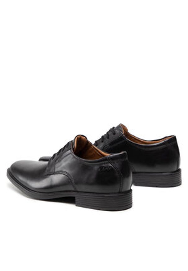 Clarks Półbuty Tilden Plain 261103507 Czarny. Kolor: czarny. Materiał: skóra