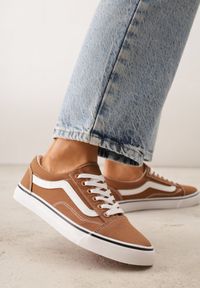 Born2be - Brązowe Tenisówki Trampki pod Kostkę z Ozdobnym Paskiem Wiolana. Okazja: na spacer, na co dzień. Zapięcie: pasek. Kolor: brązowy. Materiał: jeans. Styl: casual, sportowy #7