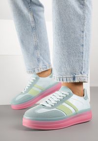 Renee - Niebiesko-Różowe Sneakersy w Stylu Tenisówek z Geometrycznym Wzorem Melundea. Okazja: na co dzień. Kolor: niebieski. Materiał: jeans. Wzór: geometria. Obcas: na obcasie. Wysokość obcasa: niski #4