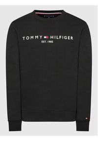 TOMMY HILFIGER - Tommy Hilfiger Dres Logo MW0MW24845 Czarny Regular Fit. Kolor: czarny. Materiał: syntetyk #5