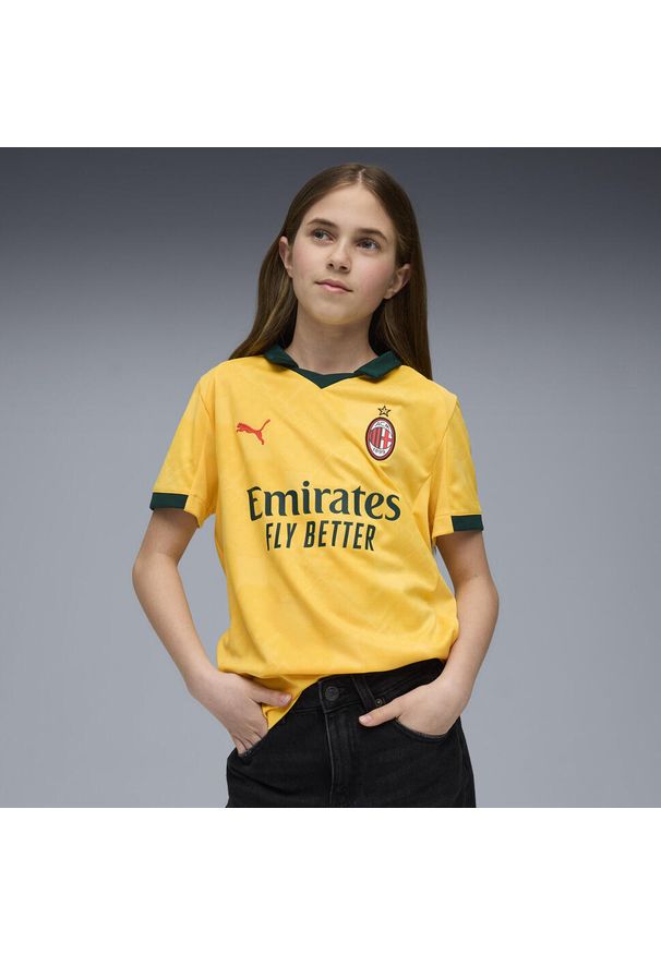 Puma - Młodzieżowa trzecia koszulka AC Milan 25/26 PUMA Sunny Yellow Dark Myrtle Green. Kolor: zielony, wielokolorowy, żółty. Sport: piłka nożna